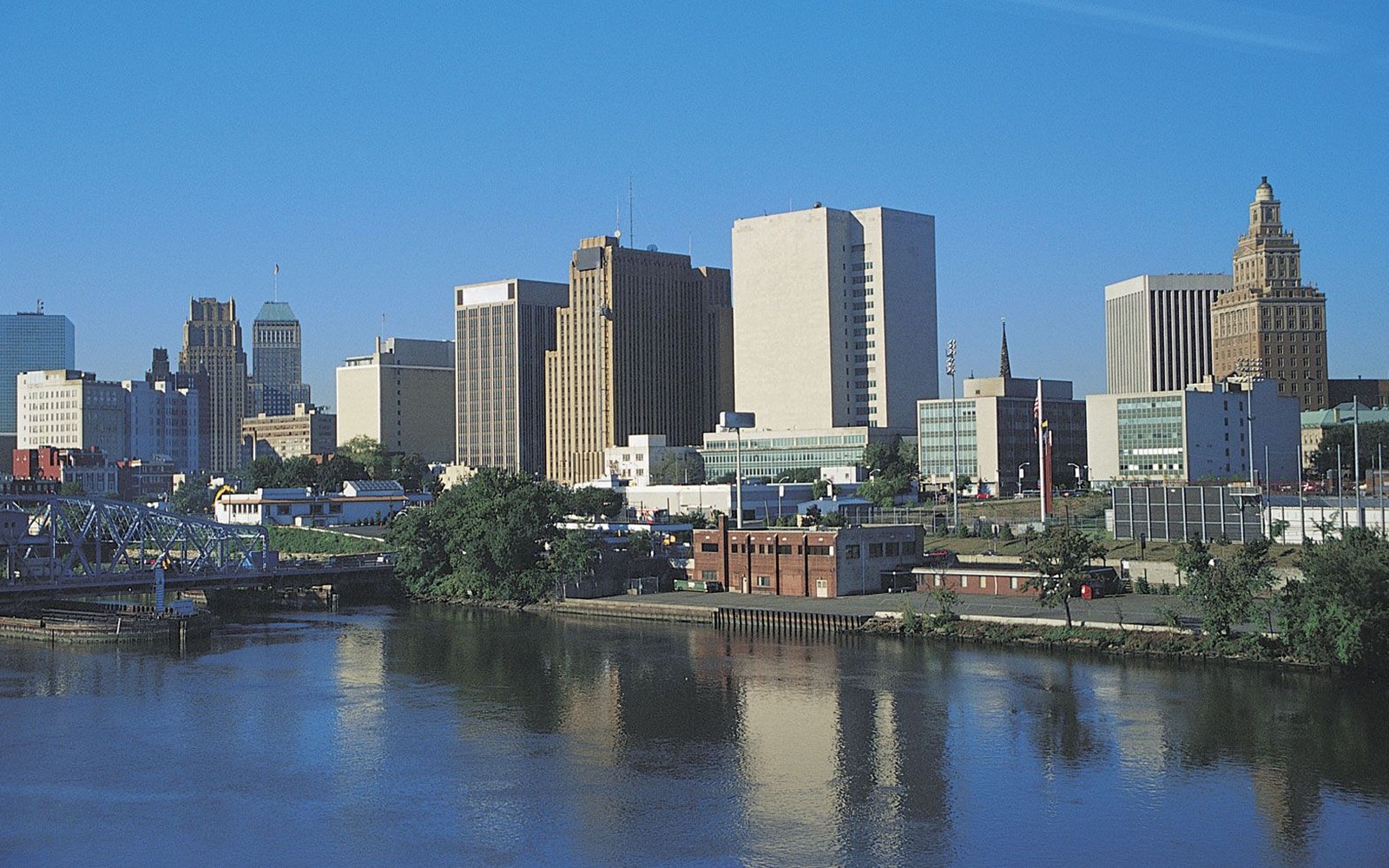 Semi Truck Fleet Financing in Newark, NJ