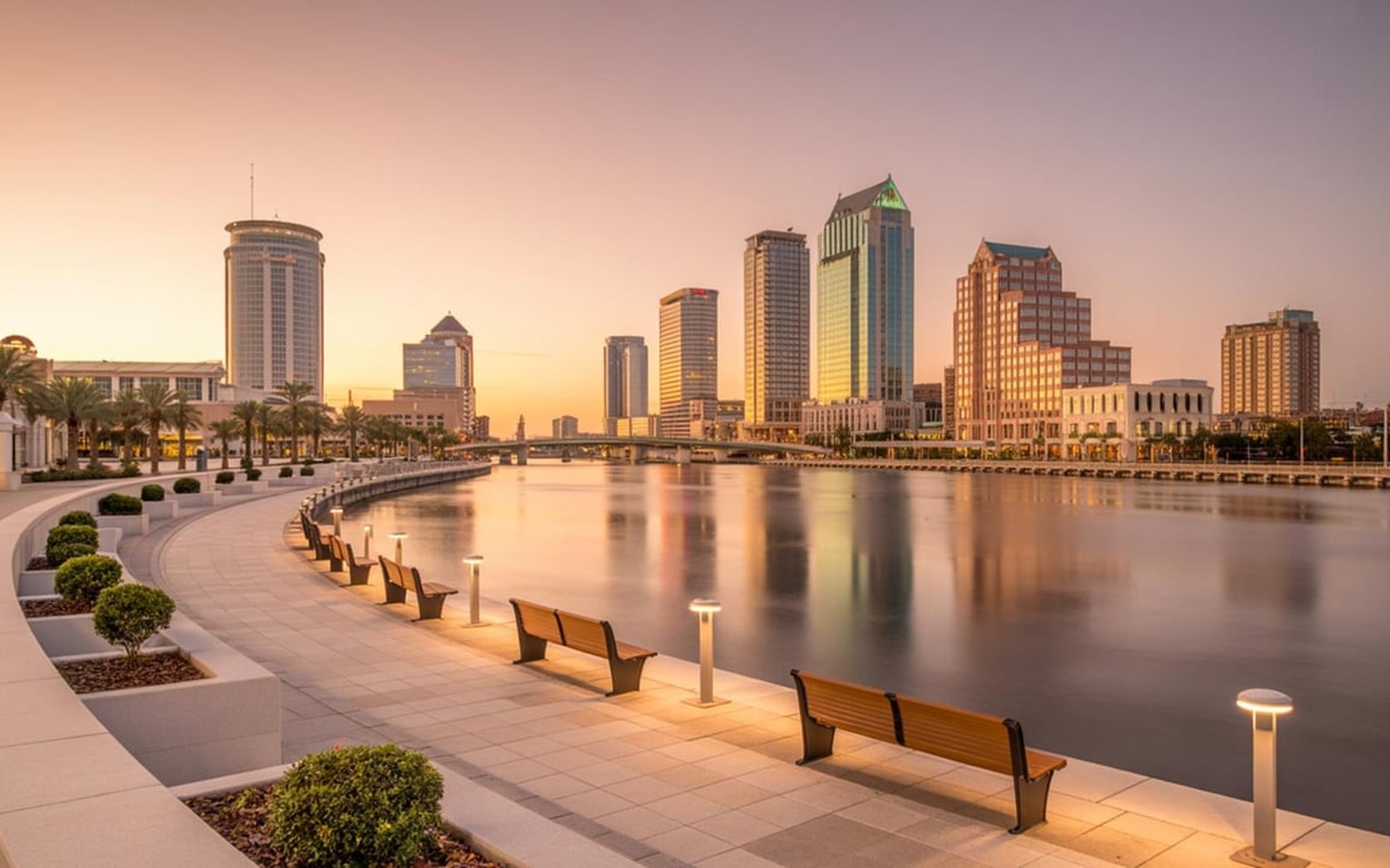 Semi Truck Fleet Financing in Tampa, FL