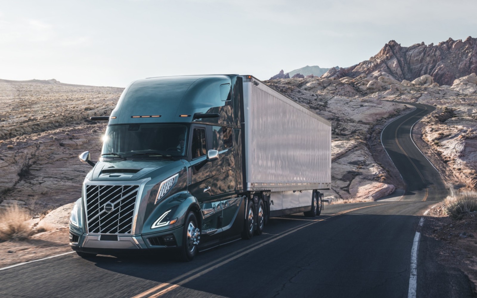 Volvo VNL 740 Financing